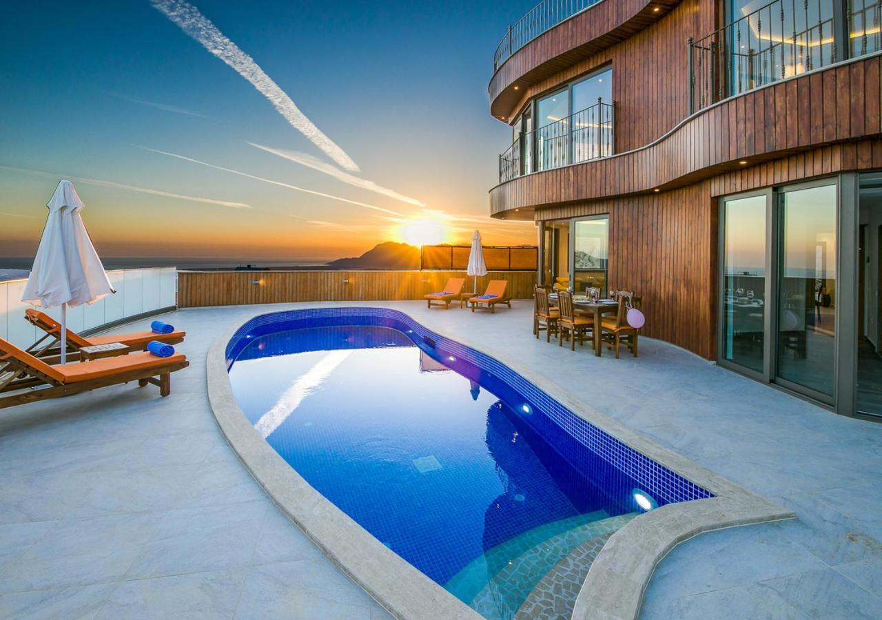 Villa 5 Sleeps 6 Isolated Pool See And Montain View-Villa Kartal Yuvasi Uzumlu  Zewnętrze zdjęcie